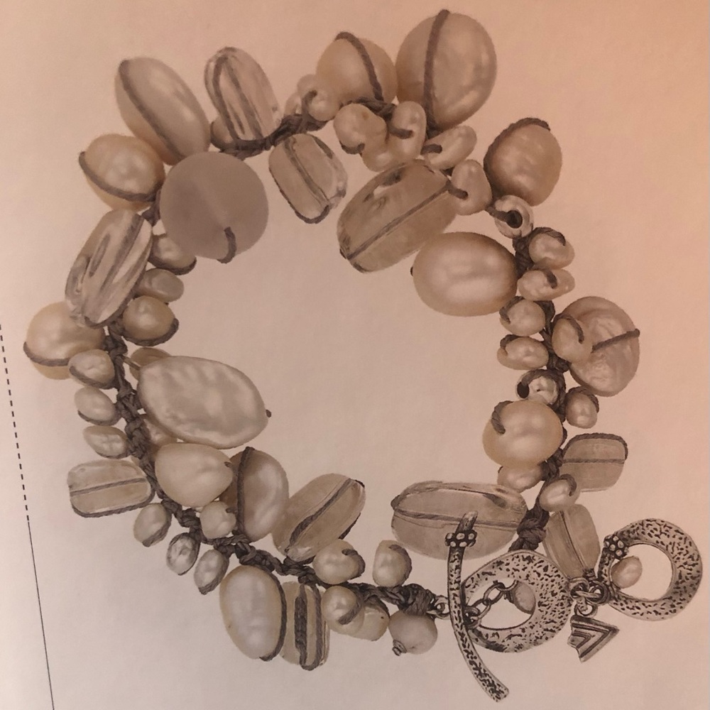 Effervescent Bracelet